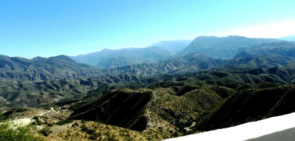 Vista de la Sierra Gorda desde la carretera